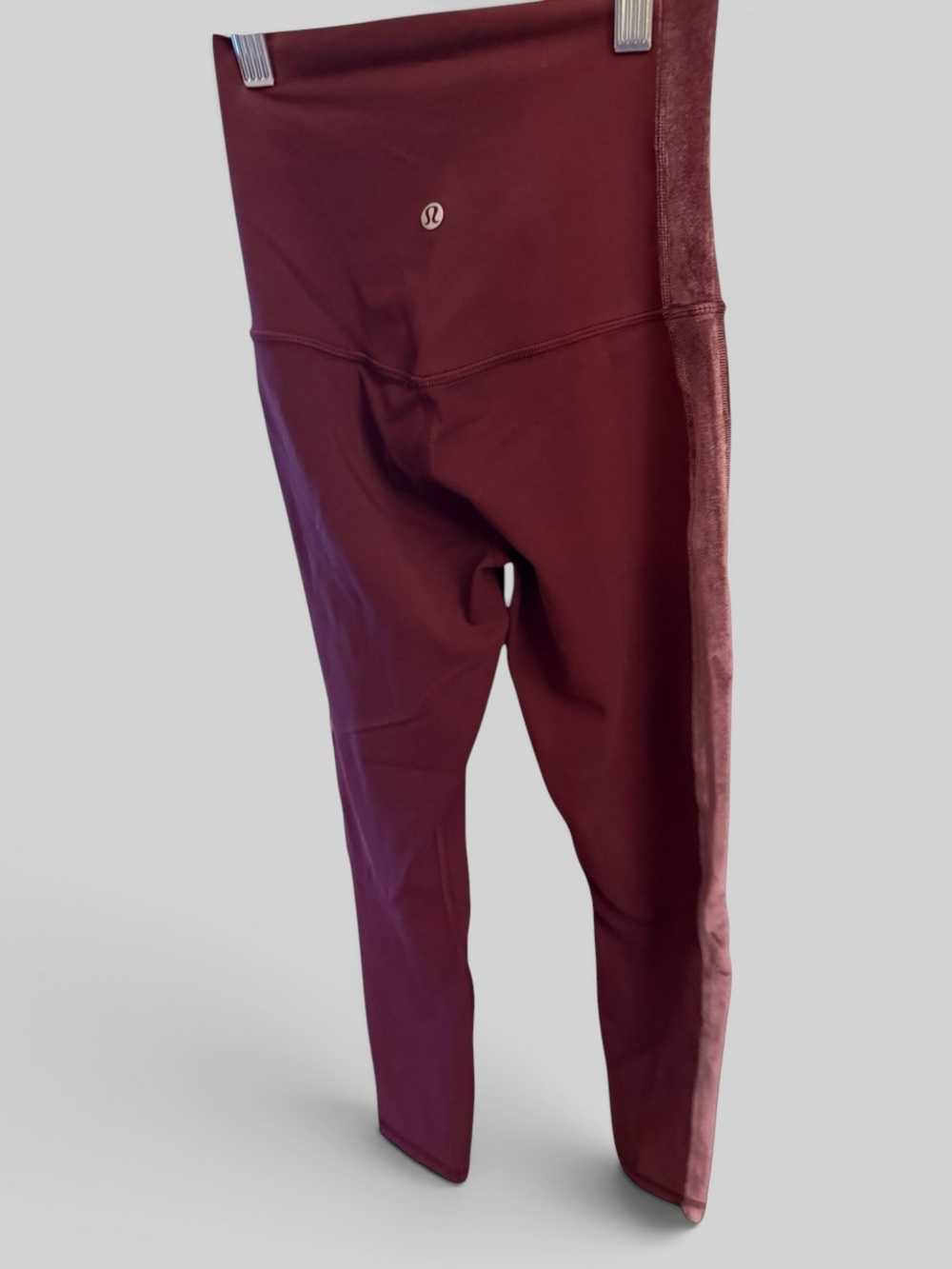 Lululemon High- Waisted Cropped Leggings with Velvet Trim